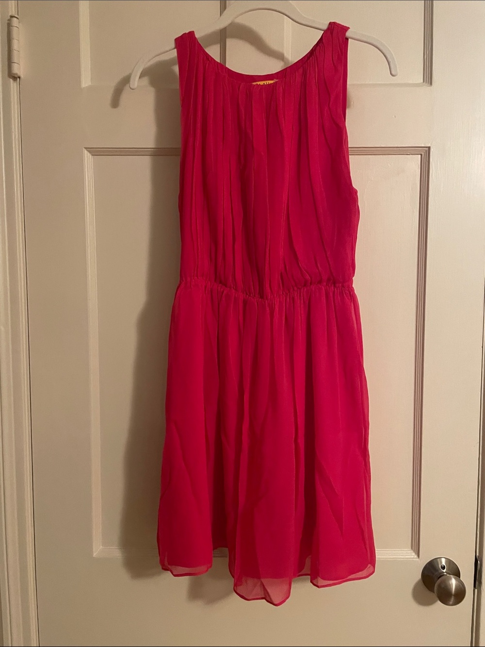 Alice + Olivia Bright Pink Sleeveless Chiffon Dress